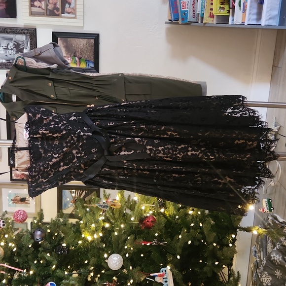 Neiman marcus dress - Picture 1 of 3